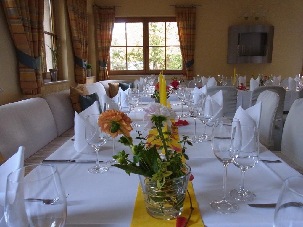 Schneiderlein Hotel Limbach-Oberfrohna Екстер'єр фото